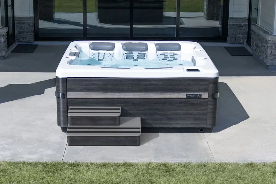 Bullfrog Spas A8